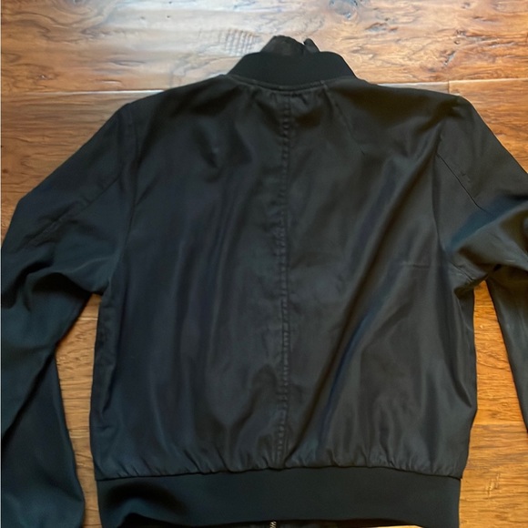 Black Cropped Bomber Jacket Size Medium Zip Up Jacket Front Pockets - Picture 3 of 3